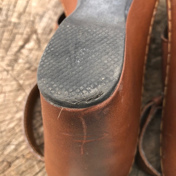 Born - Picture 7 of 7